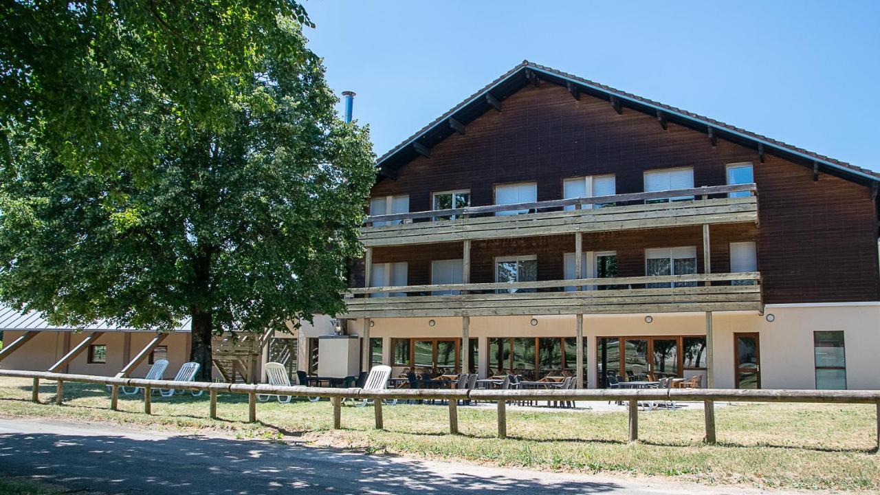 Vacanceole - Chalet Les Crozats Hotel Lons-le-Saunier Bagian luar foto